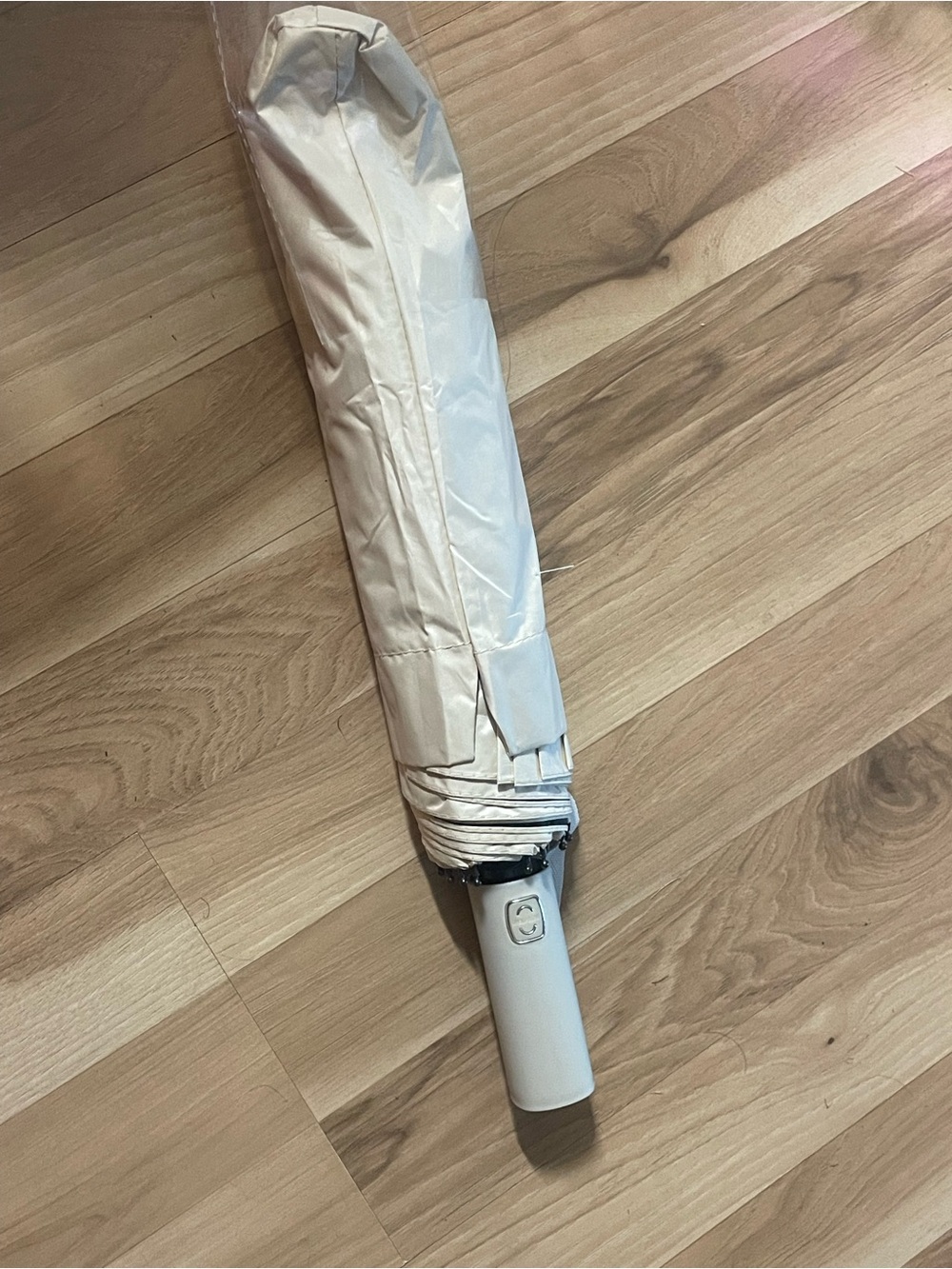 Lot of 5 NEW bone / cream colored Compact Premium Umbrellas